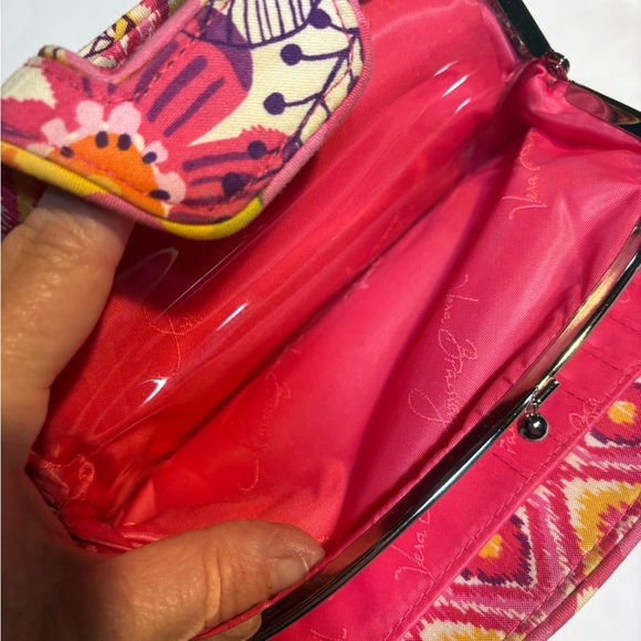 Vera Bradley Clementine clasp clutch wallet floral quilted cotton fabric - Picture 6 of 9